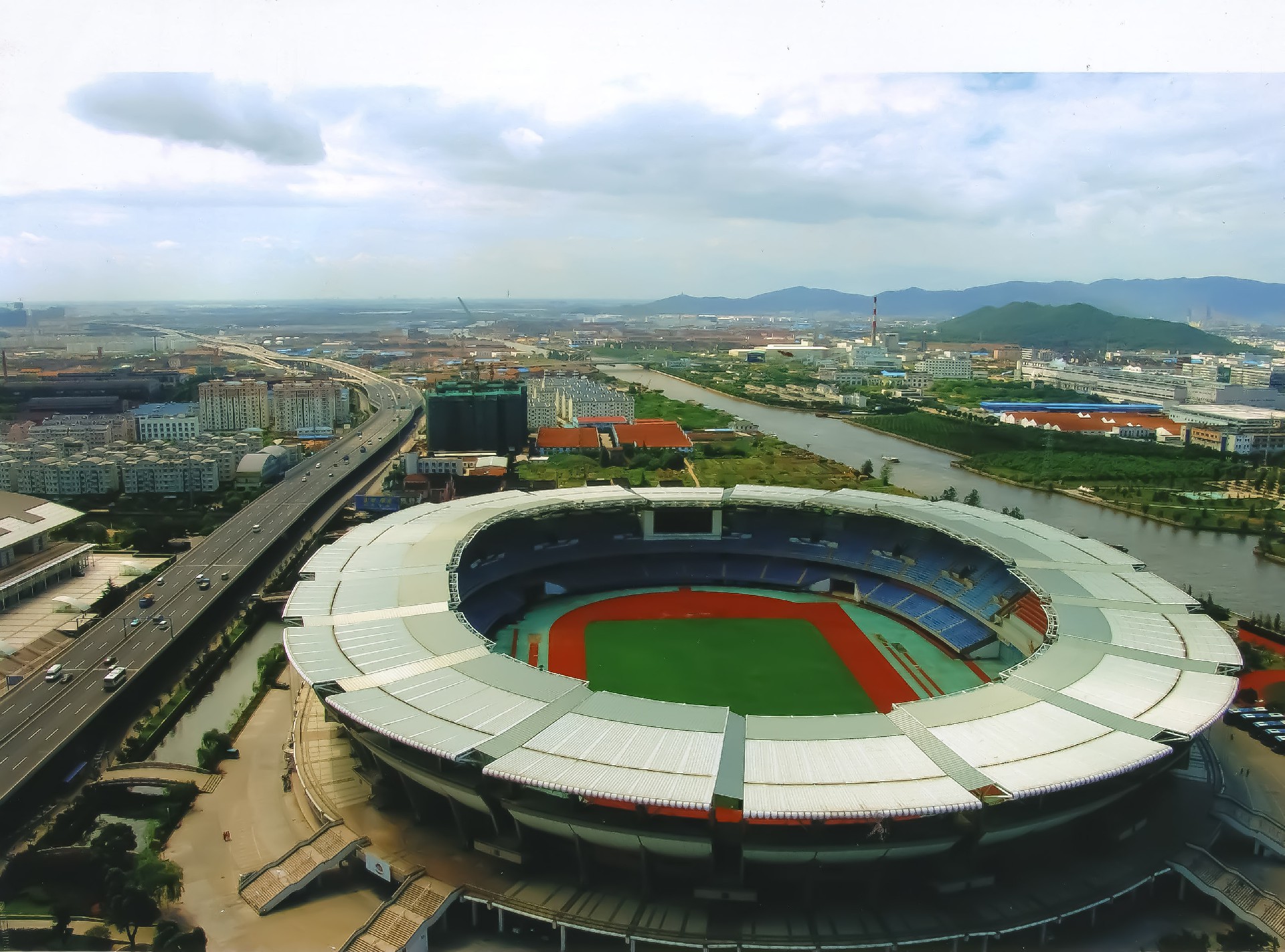 苏州体育馆.jpg